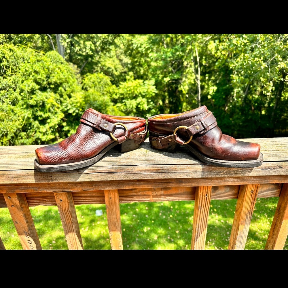 Vintage Women’s Leather Shoes